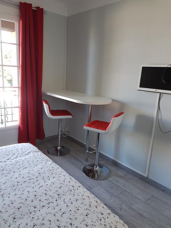 La Combe Joseph Bed & Breakfast Ремулан Екстериор снимка