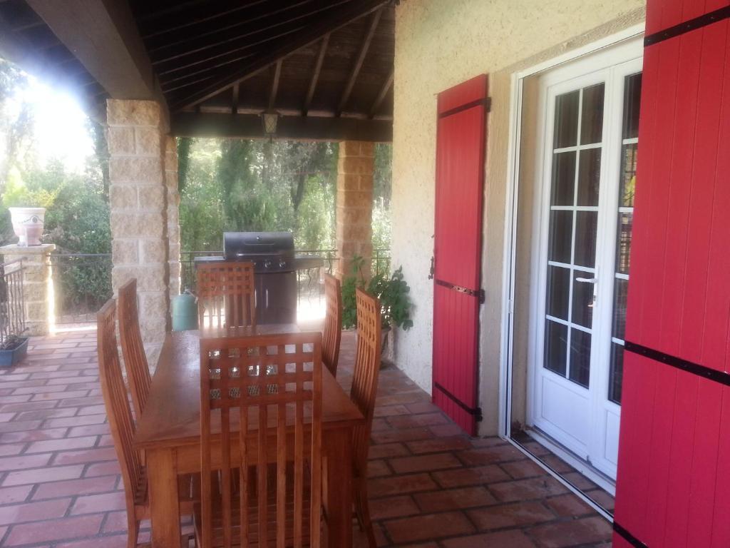 La Combe Joseph Bed & Breakfast Ремулан Екстериор снимка