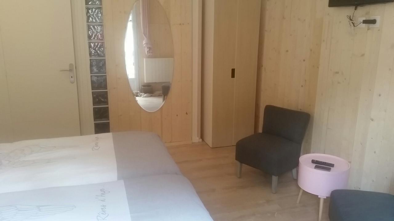 La Combe Joseph Bed & Breakfast Ремулан Екстериор снимка